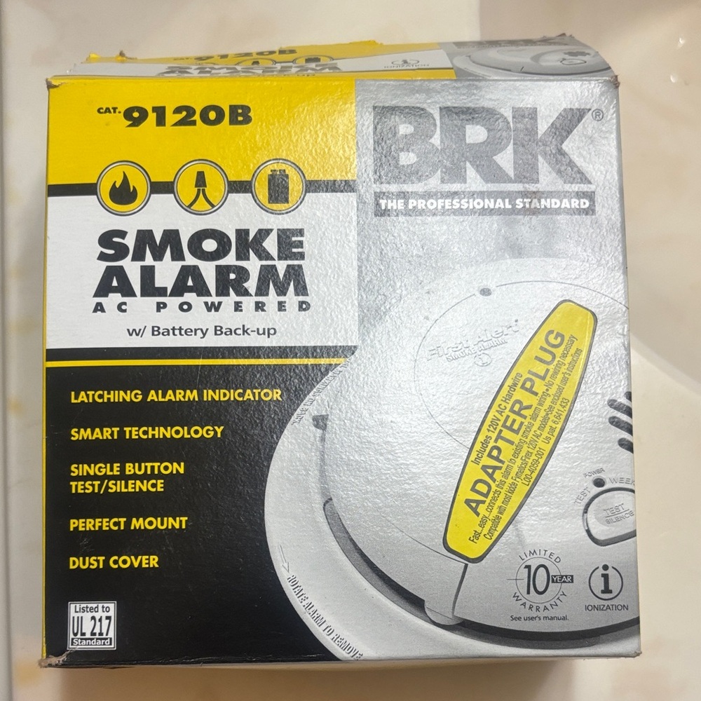 Smoke Alarm with Battery Backup - White NWT
